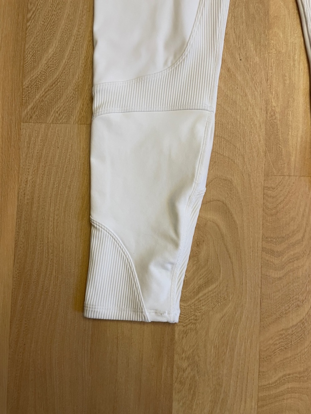 Lululemon New Ambition Super High-Rise Tight Size 4 - Picture 6 of 11